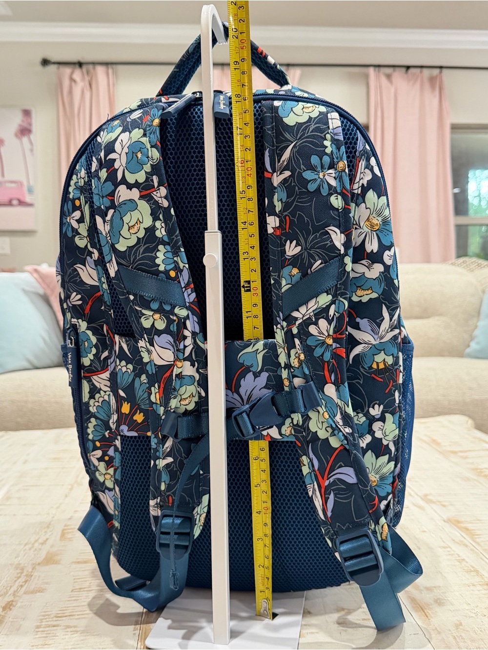 Vera Bradley Lighten Up Adventure Backpack in Floral Bursts Like New Retired - Picture 3 of 10